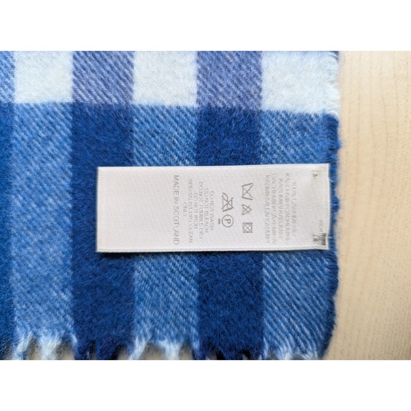 Burberry 100% Cashmere Made In Scotland Narrow Blue Tartan Plaid Scarf - Picture 3 of 16